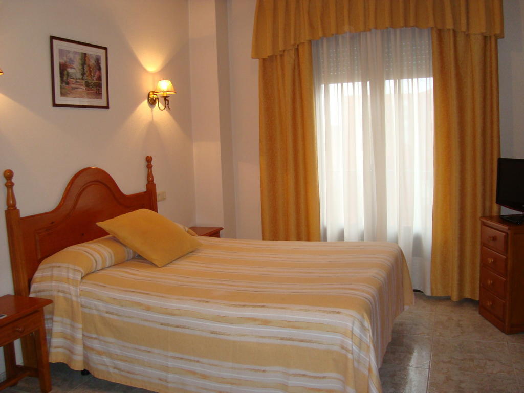 Hostal Universal Benavente Rum bild