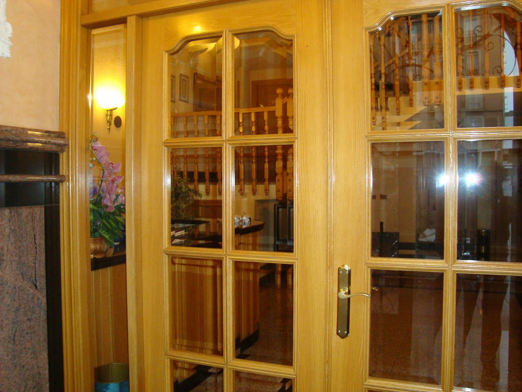 Hostal Universal Benavente Exteriör bild